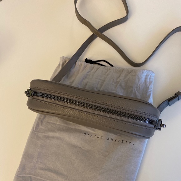 Status anxiety Plunder crossbody - Picture 6 of 8